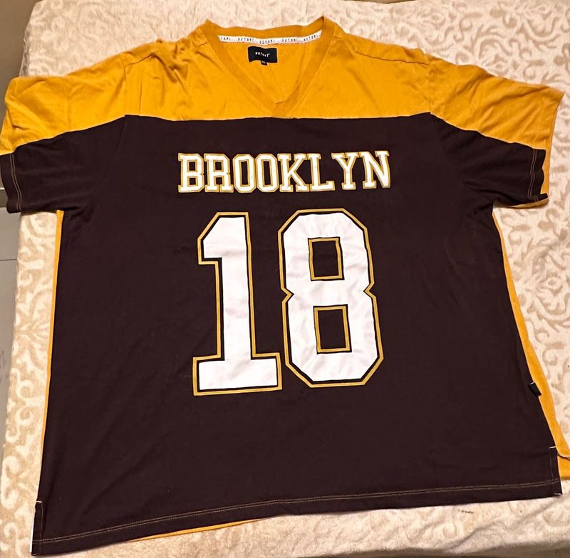 Brooklyn 18 T-Shirt