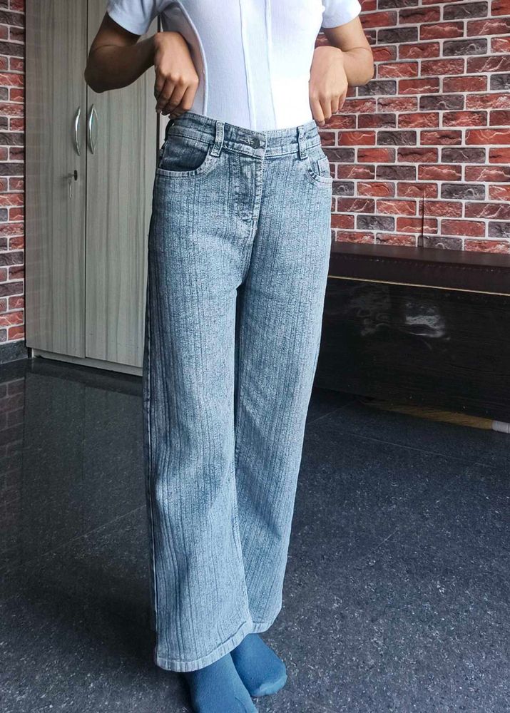 Stylish Wide Leg Jeans