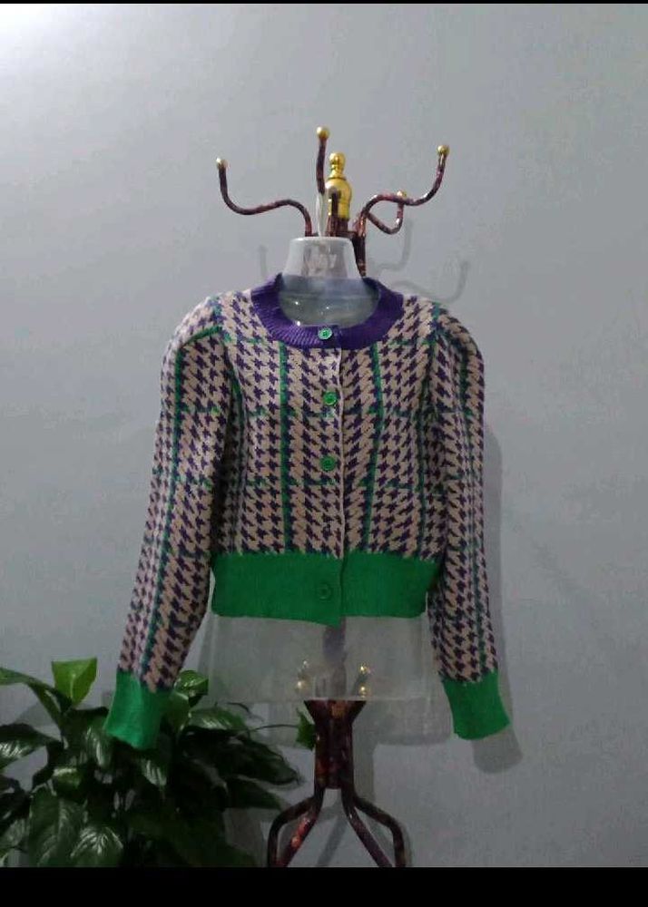 Chic Houndstooth Knit Cardigan
