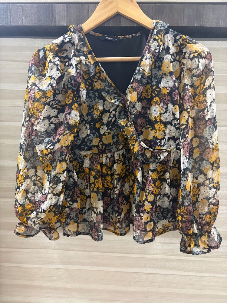 Chic Floral Wrap Peplum Top