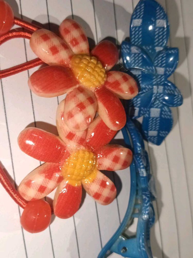 Cute Flower Hair Clips &amp; Scrunchie Set