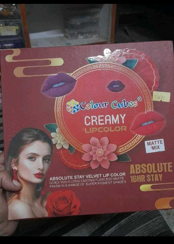 Colour Cubes Matte Lip Cream Color Set 9