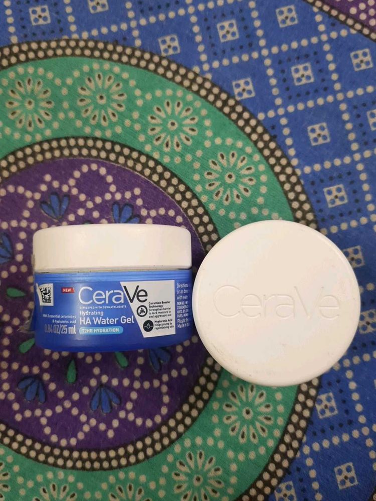 CeraVe Hydrating HA water gel
