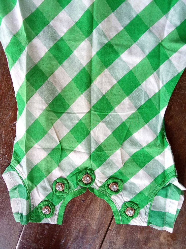 Green Checkered umbrella kurthi