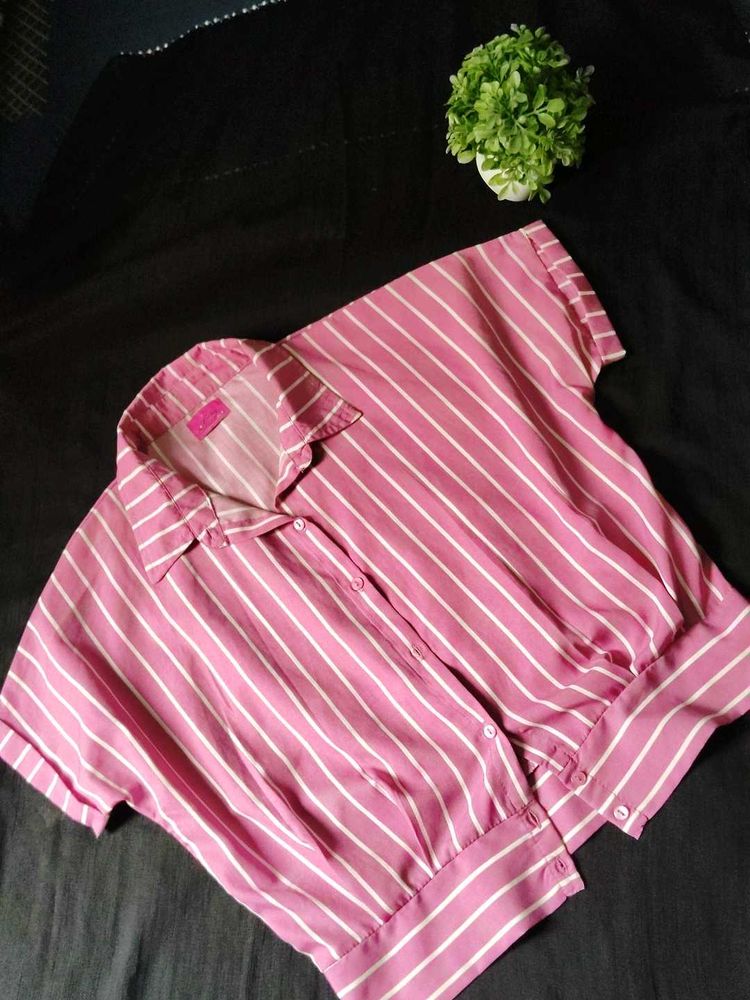 Chic Pink Striped Button-Up Crop Top