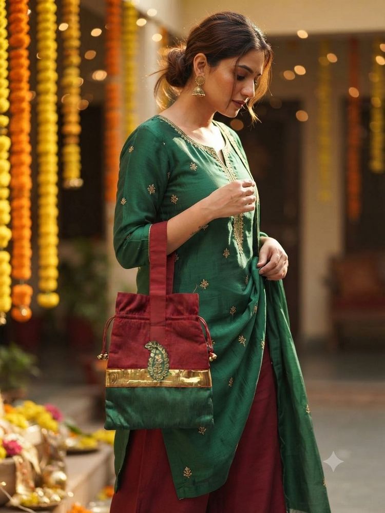 Premium Maroon &amp; Green Zari Paisley Potli Bag