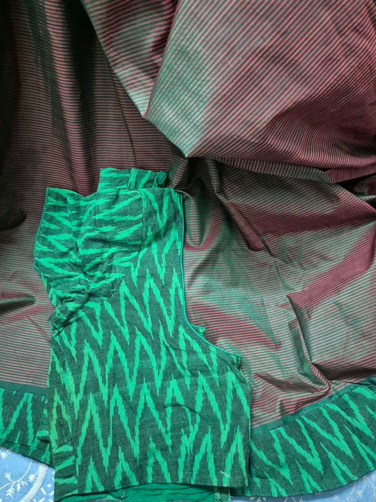 Stylish Ikat Print Blouse with Saree Fabric