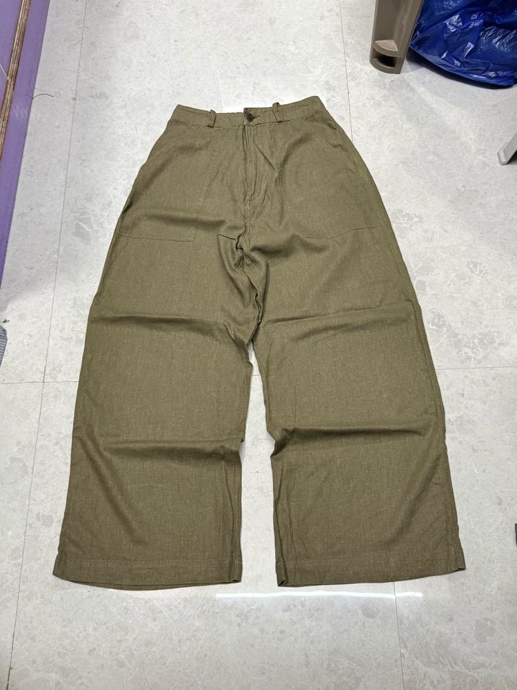 Uniqlo Olive Linen Baggy Pants