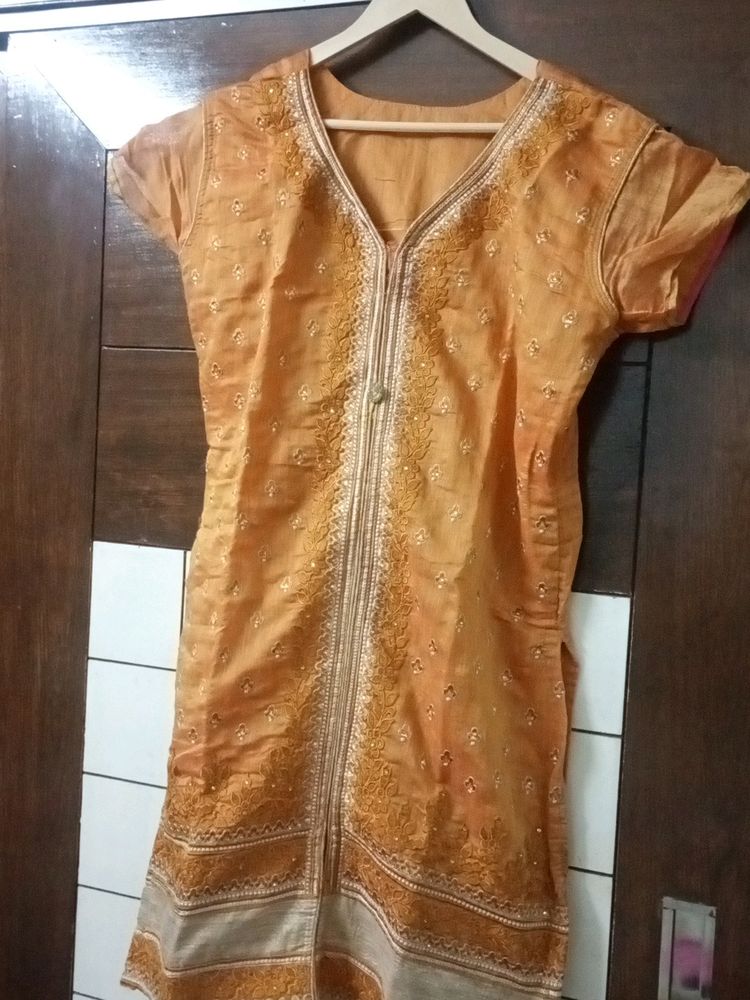 Embroidered Kurti Tunic