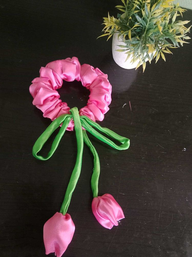 Tulip Srunchies