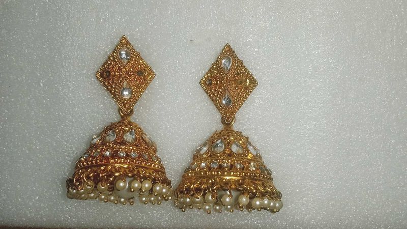 Exquisite Gold Jhumka Earrings