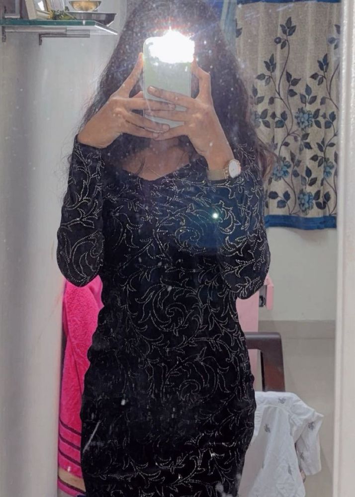 Elegant Black Party Dress