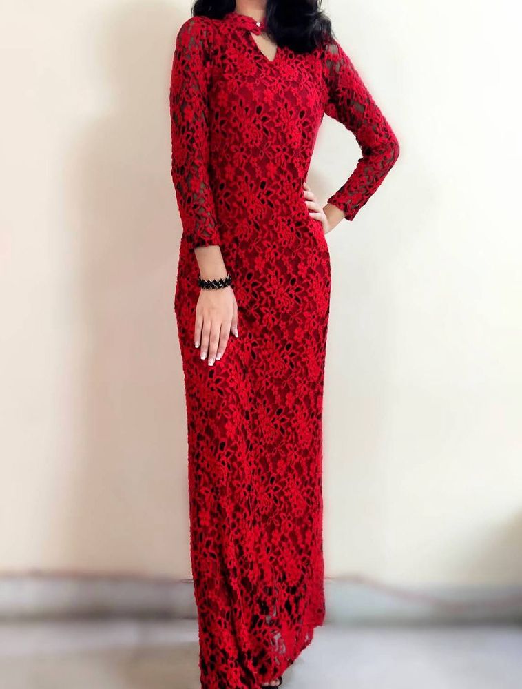 Elegant Red Lace Maxi Dress