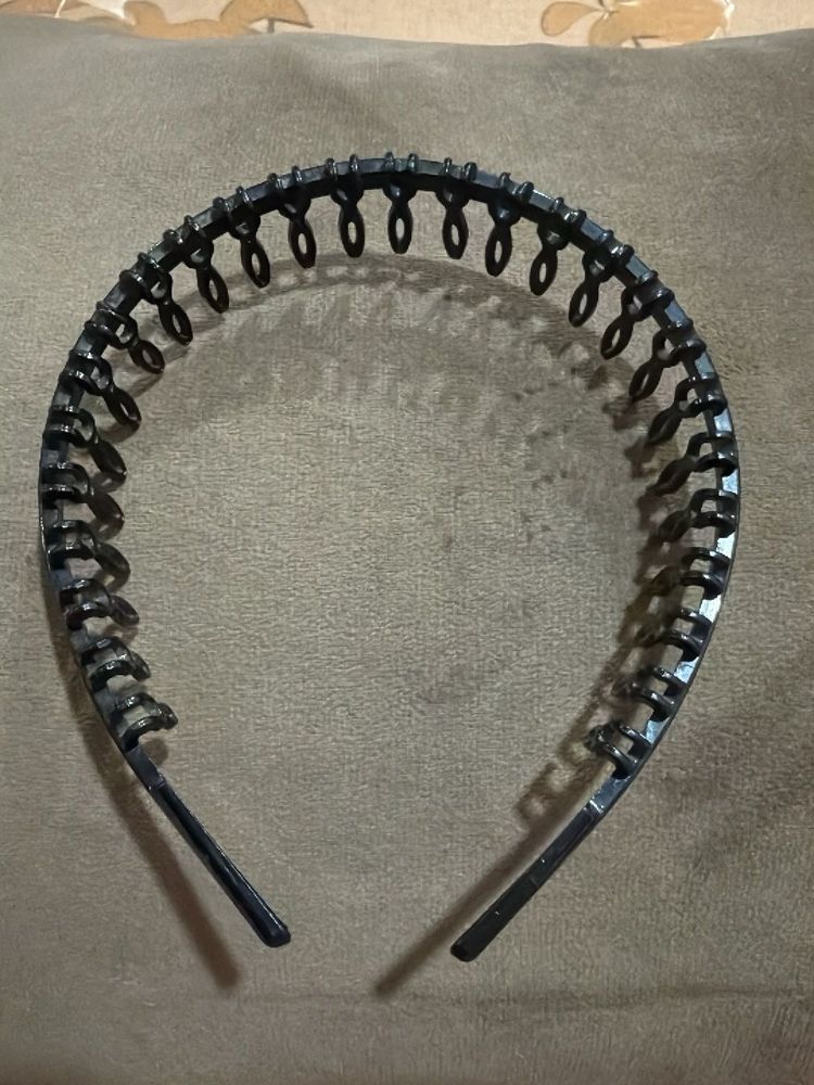 Black Metal Teeth Headband