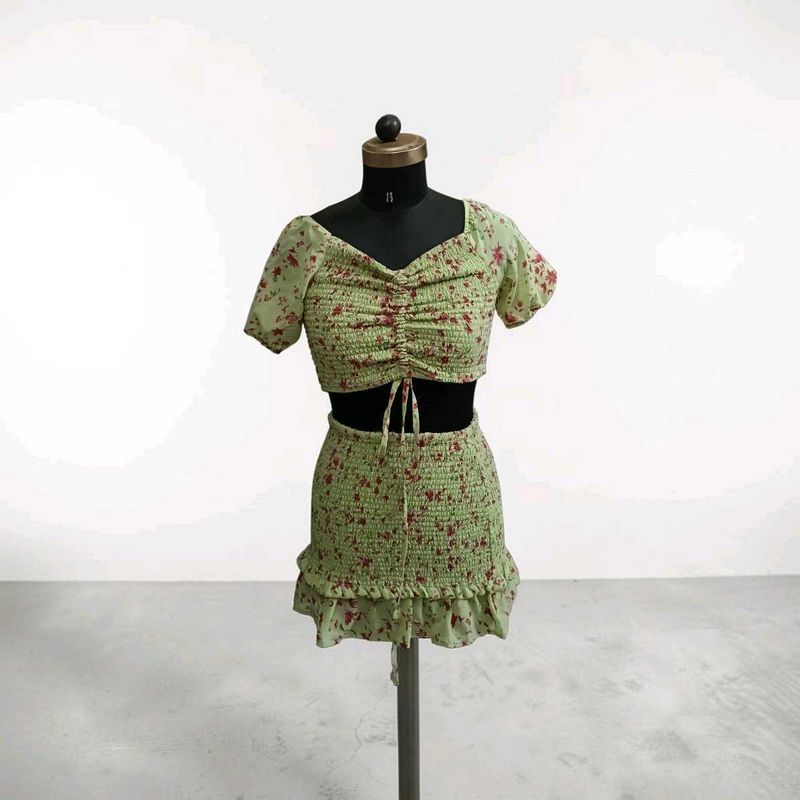 Floral Print Crop Top &amp; Skirt Set