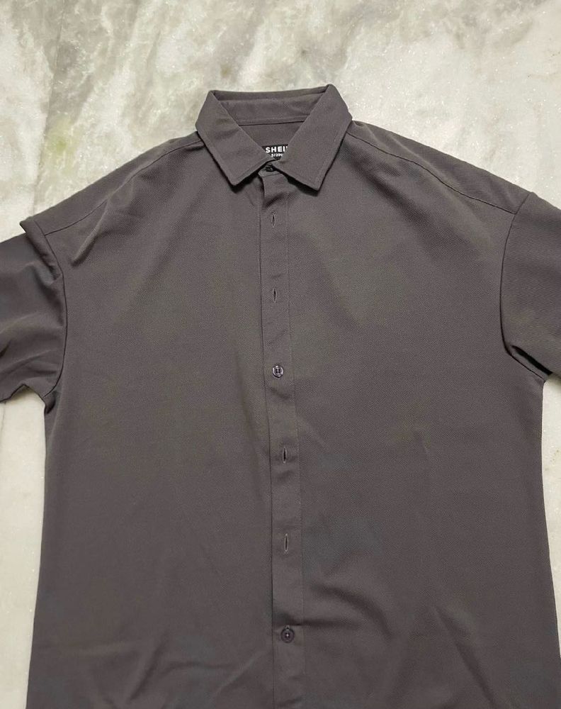 Men's Classic Collared Shirt