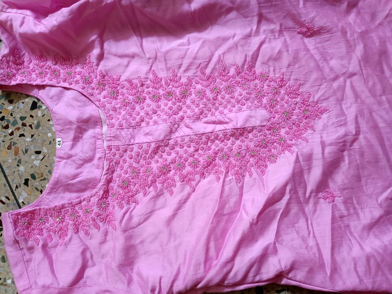 Beautiful Kurta But Have A Defect...Totally New