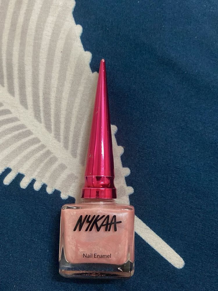 Nykaa Nail Enamel - Shimmery Peach