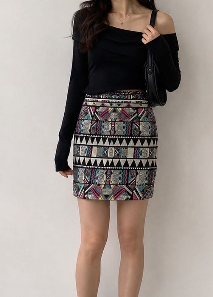 Vibrant Geometric Print Pencil Skirt