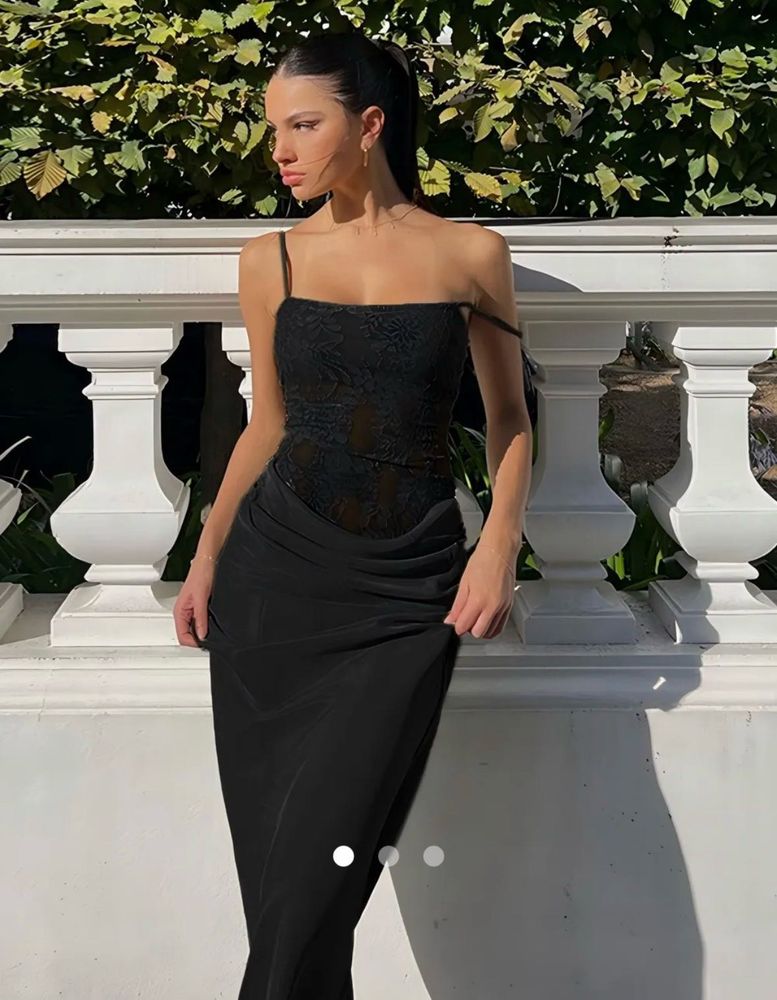 Elegant Black Lace Detail Maxi Dress