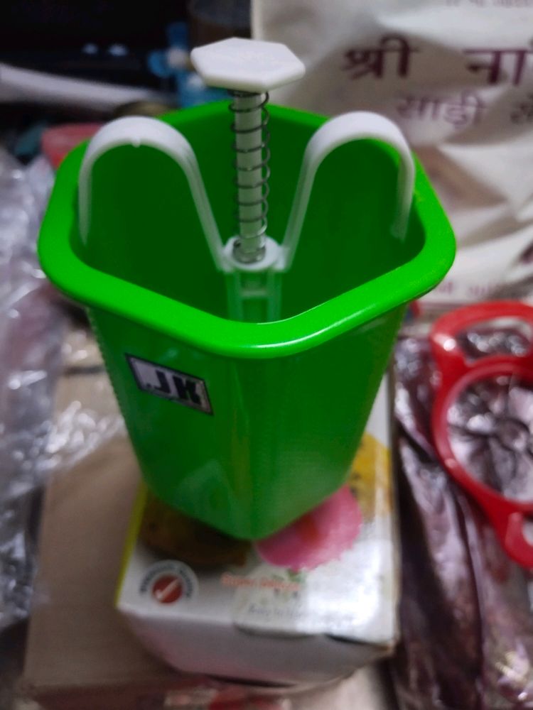 Plastic Wada Maker