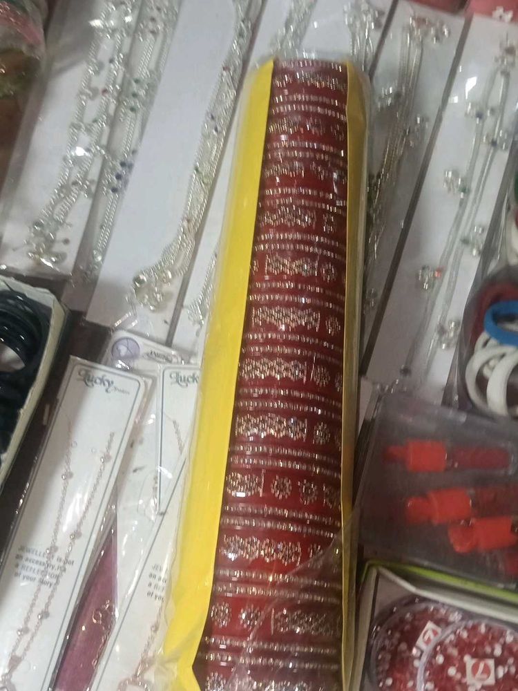 Red Chura Set