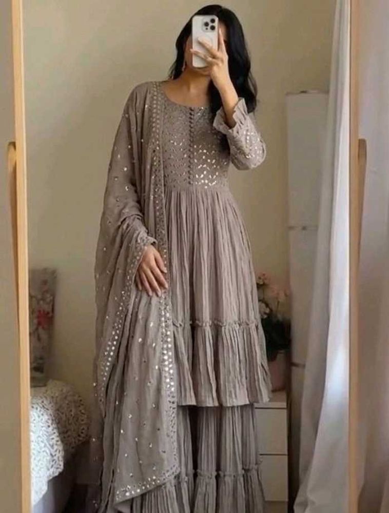 Price drop🔥Grey sharara Set