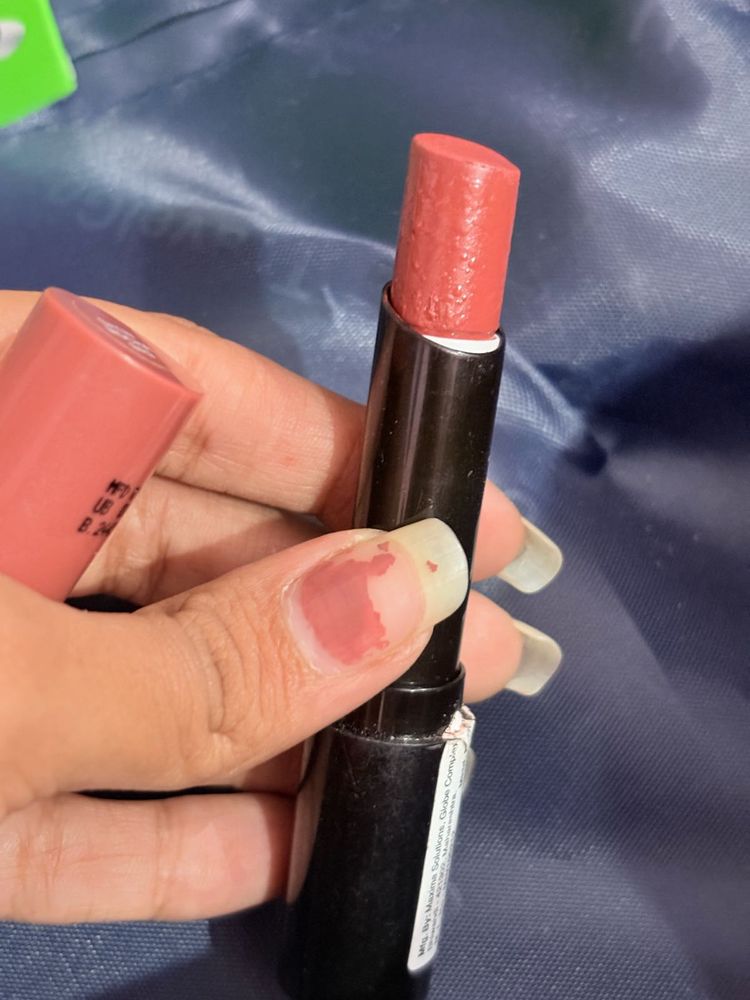 Matte Lipstick - Berry Shade