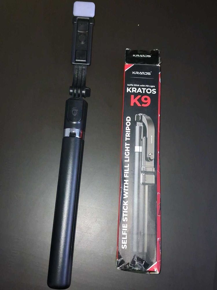 Kratos K9 Selfie Stick with Fill Light