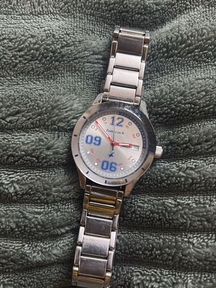 Fastrack Analog Watch - Silver Metal