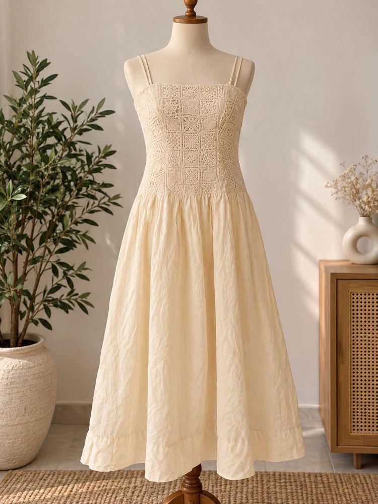 Forever New Cara Crochet Midi Dress NWT