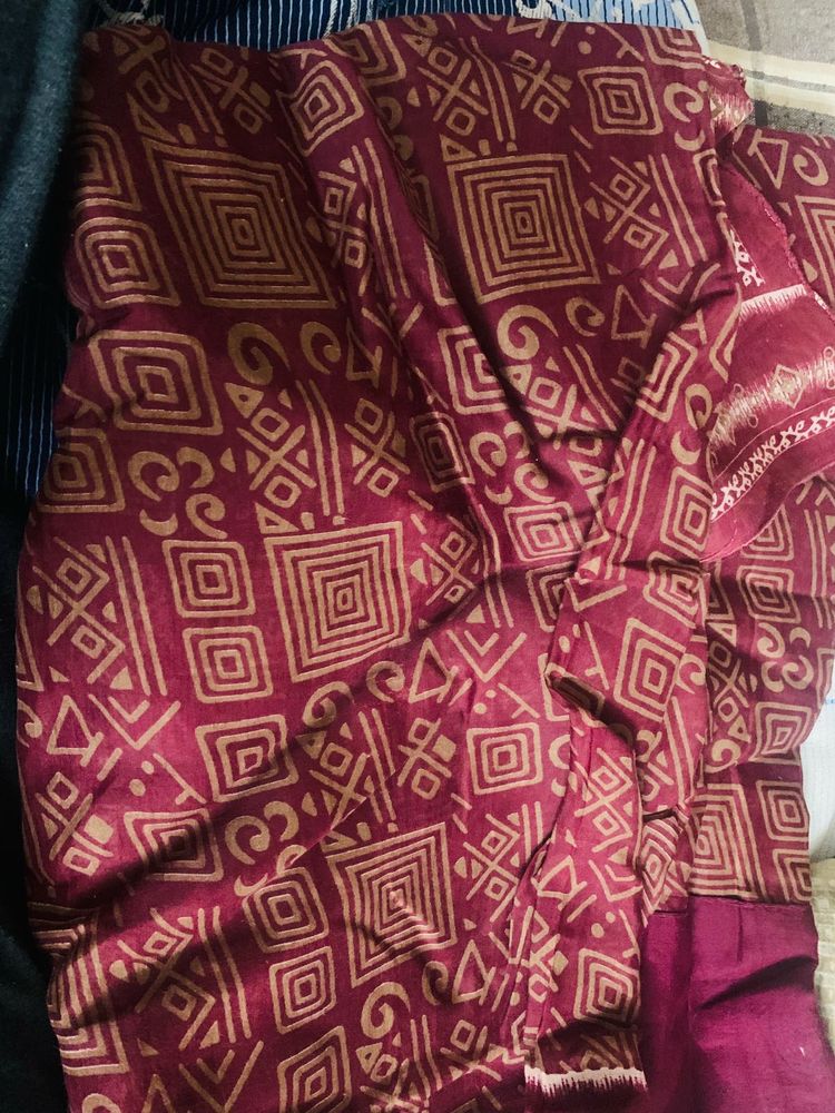 Beautiful Maroon Saree with Gold Print