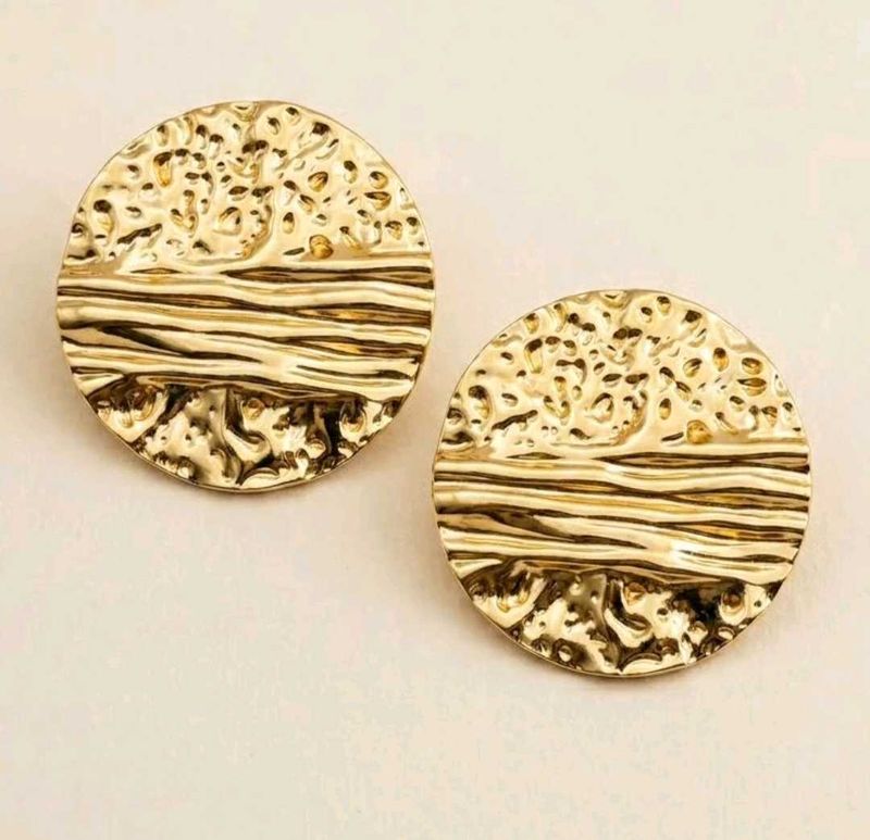 Hammered Gold Tone Round Earrings