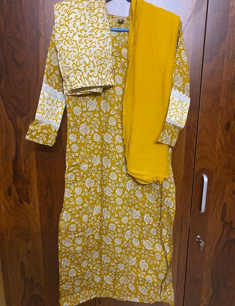 🔆Yellow Floral Kurta Set🔆