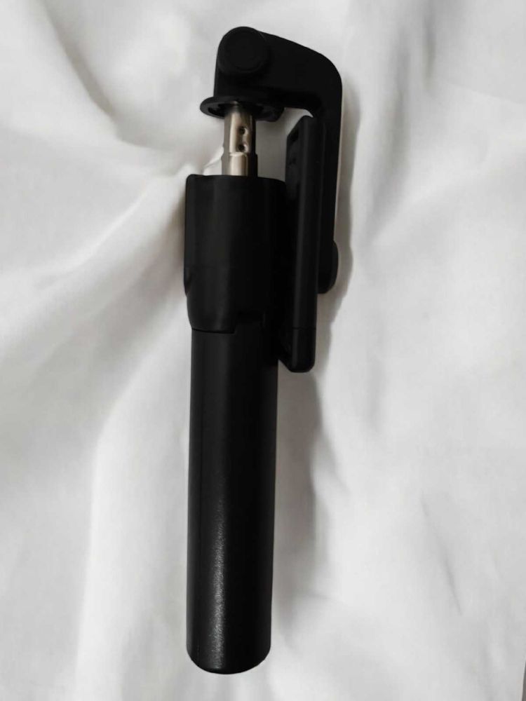 Black Extendable Selfie Stick