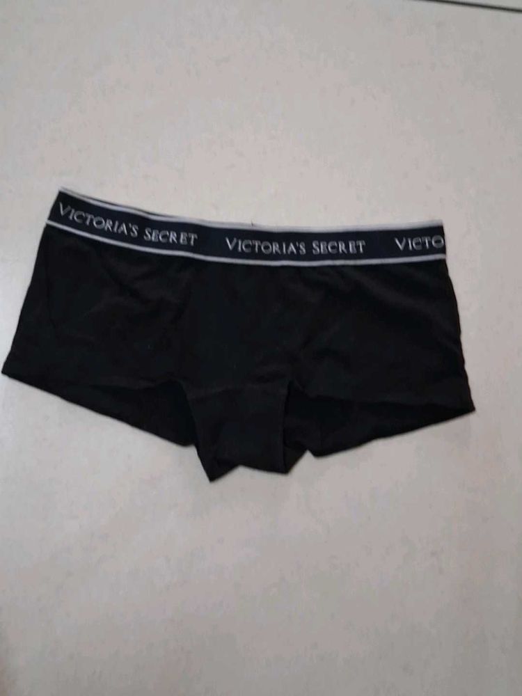 3 Briefs