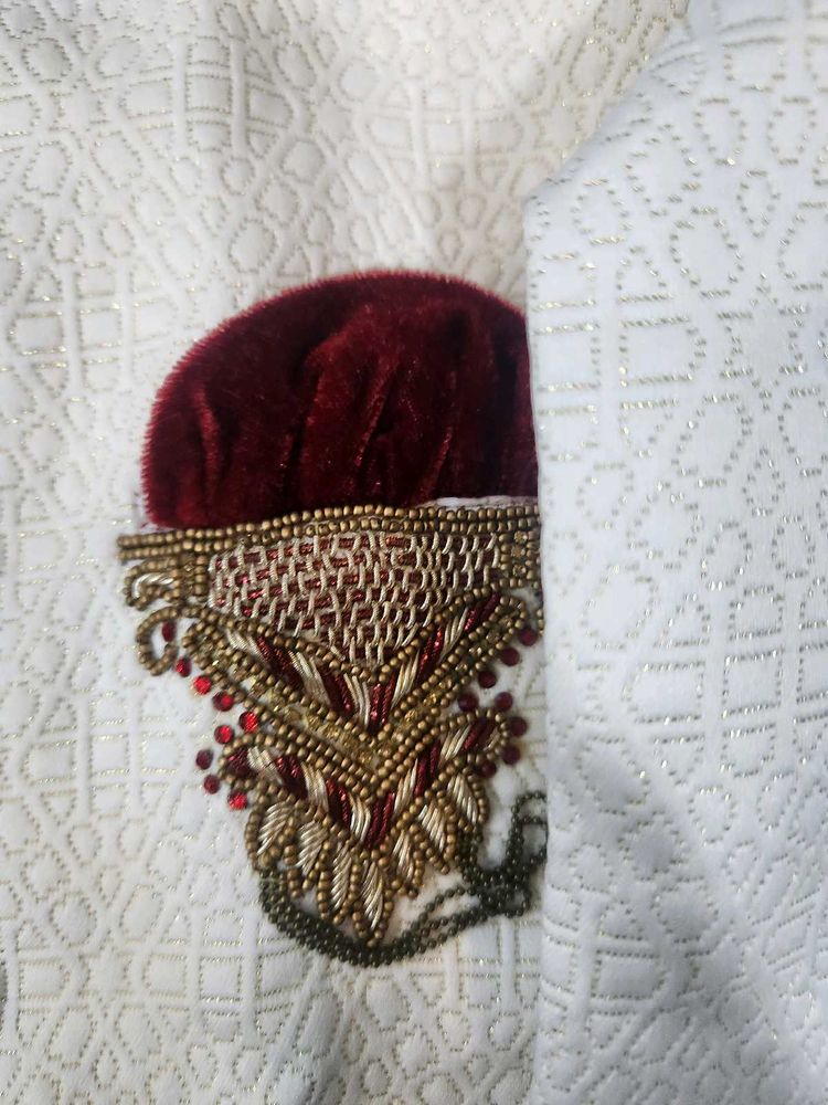 Embroidered Men's Kurta