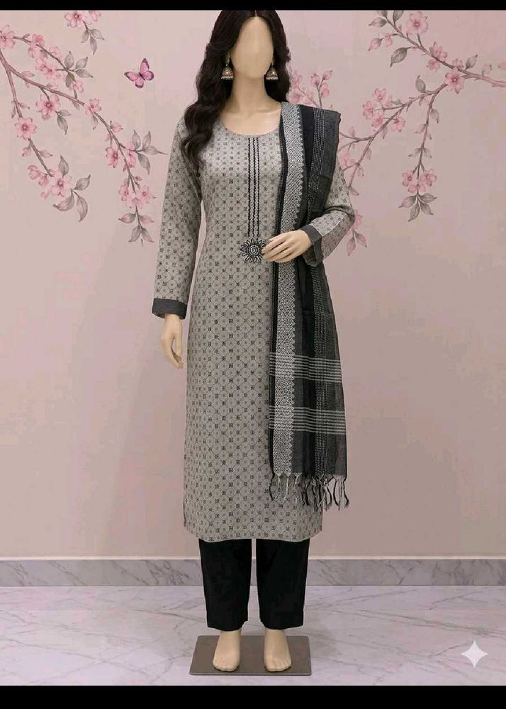 Elegant Grey Printed Kurta Set with Dupatta