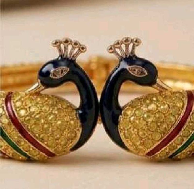 🎀Exquisite Peacock Bangle Bracelet