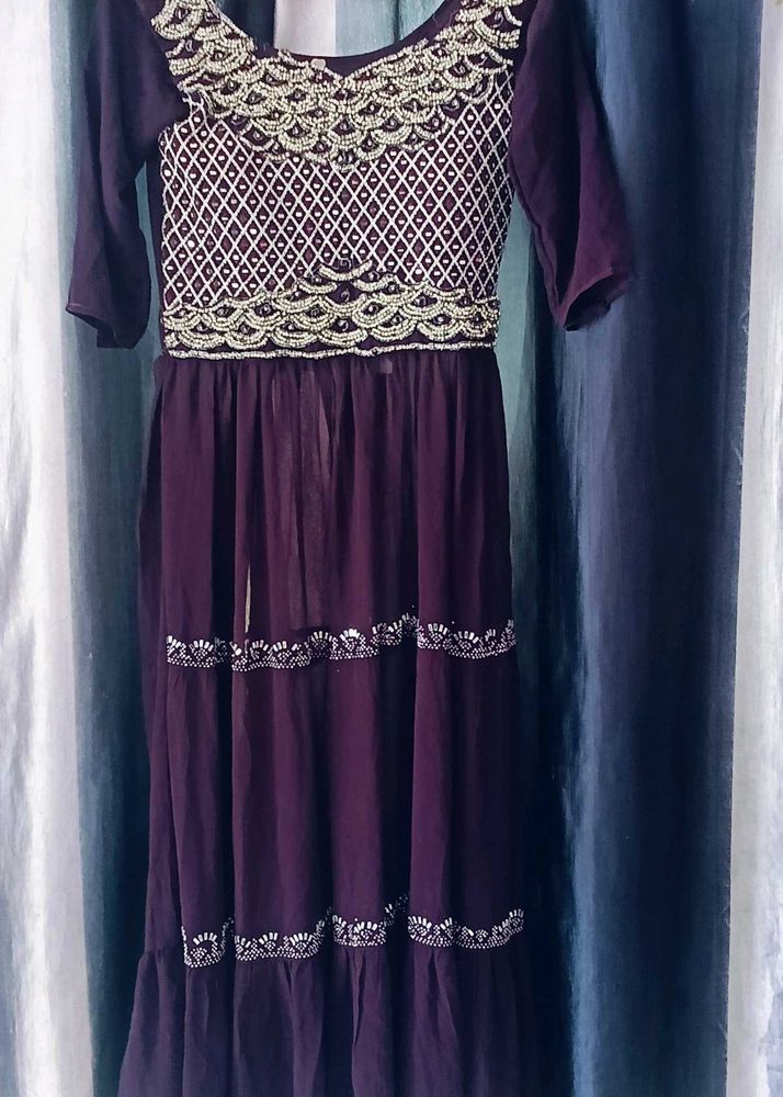 Beautifully Embellished Ethnic Gown