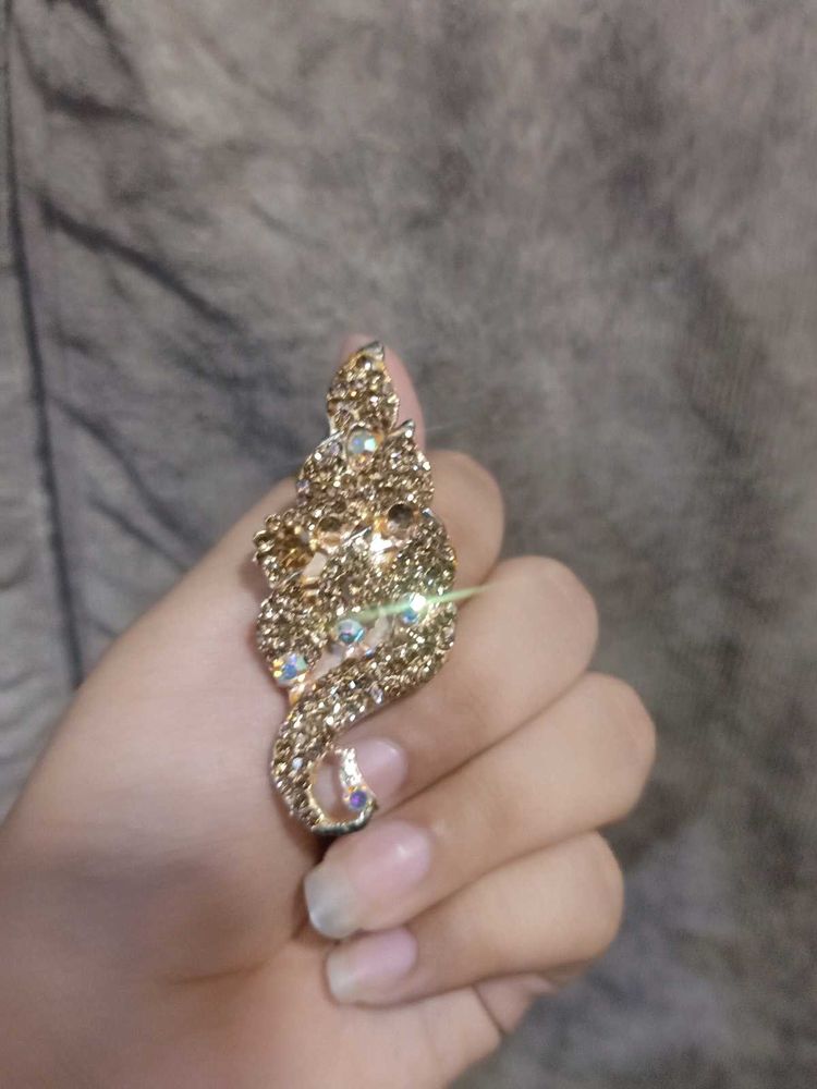 Sparkling Gold Tone Statement SAREE PIN