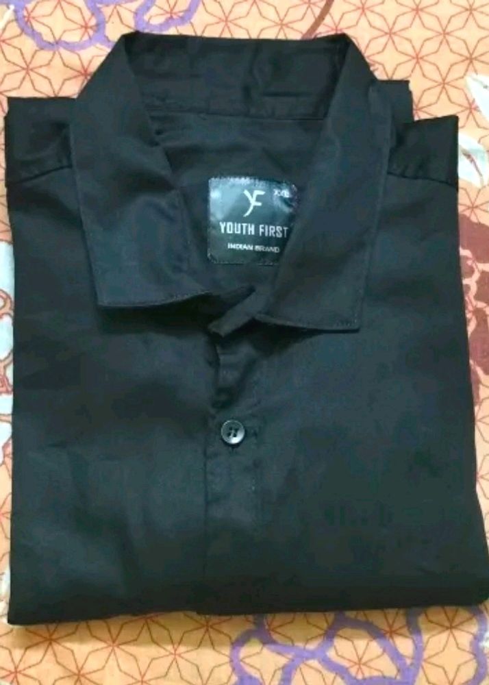 Men's Coller Black 🖤 👚 Shirt. XXL