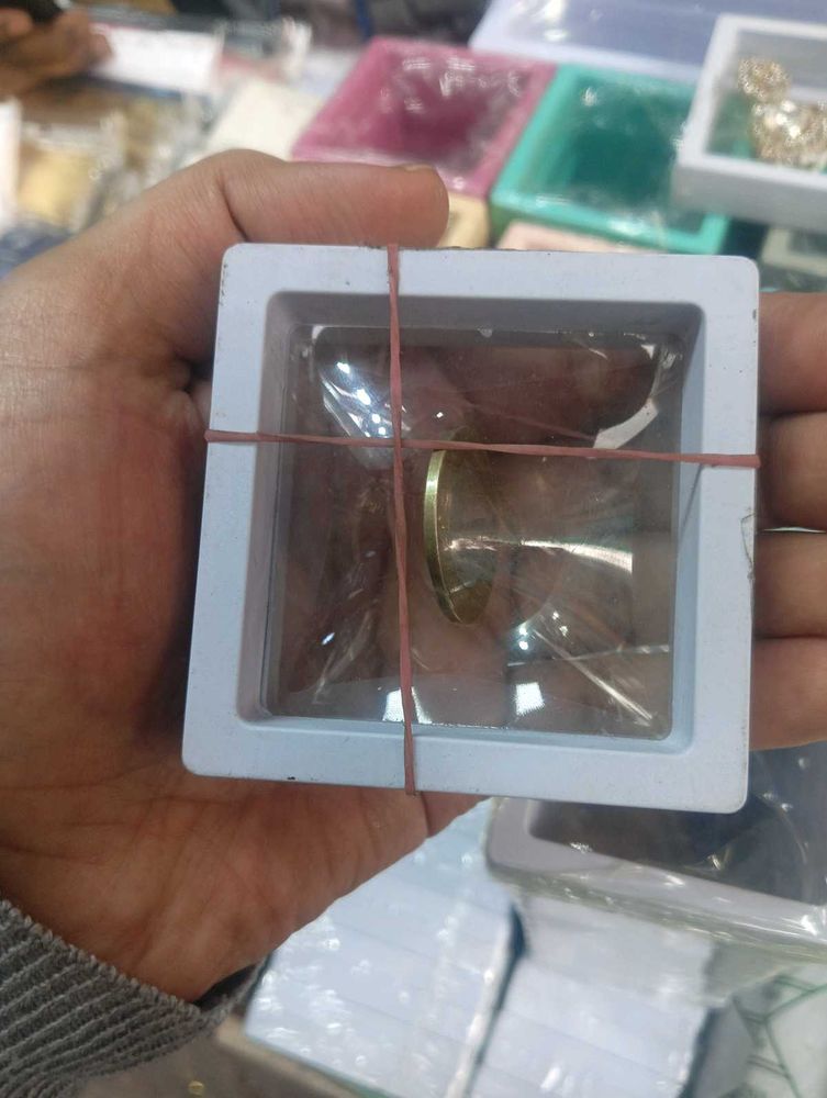 Premium 3D Floating Ring Display Box with Transpar