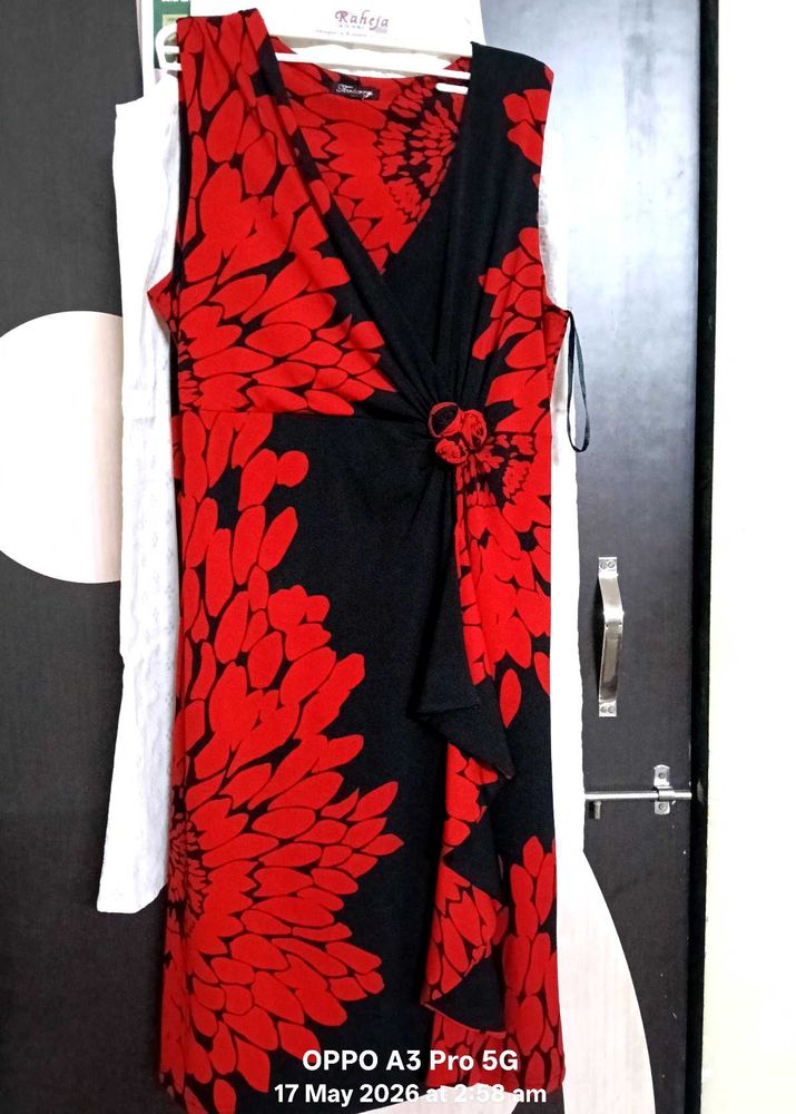 Chic Red &amp; Black Floral Print Beach Dress
