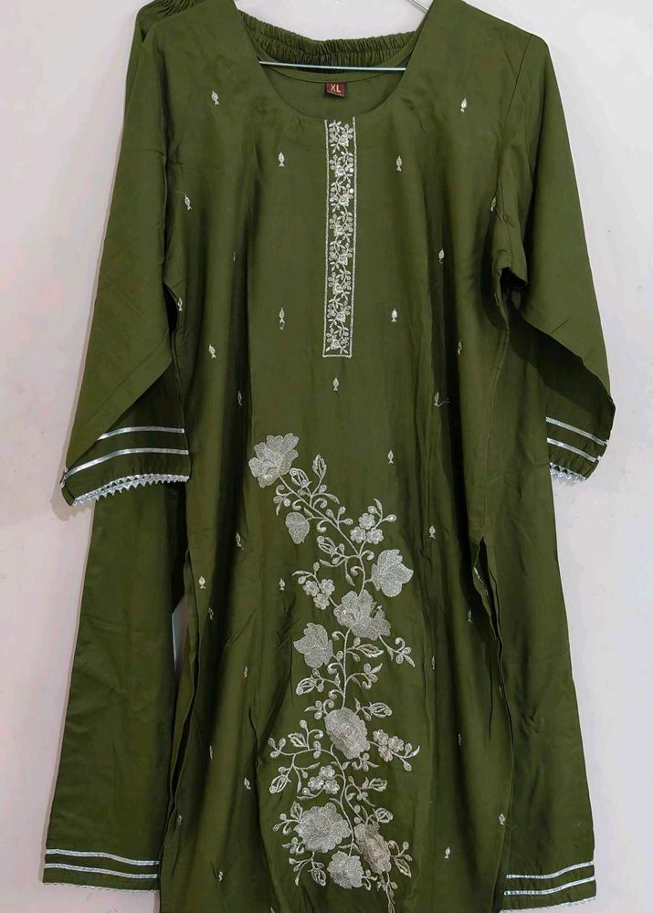 Elegant Olive Green Embroidered Kurta