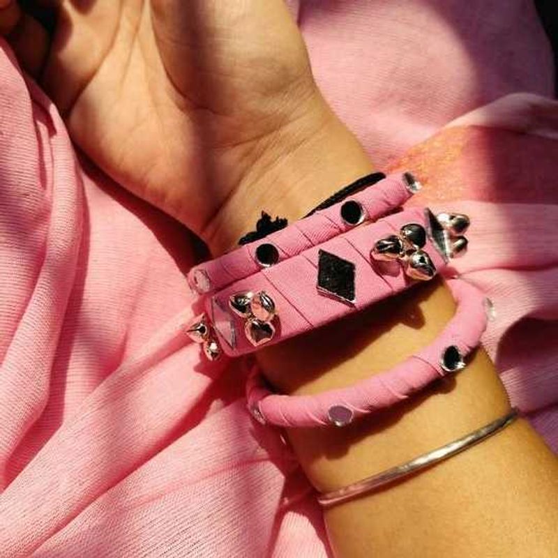 Chic Pink Embellished Bangles Set🩷