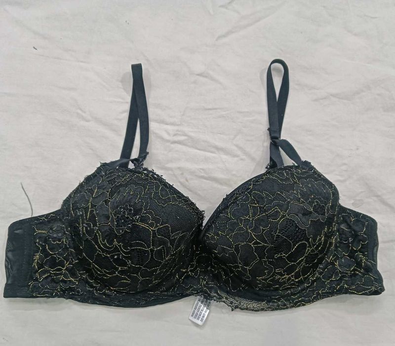 Black Lace⭐ Bra with Gold Accents
