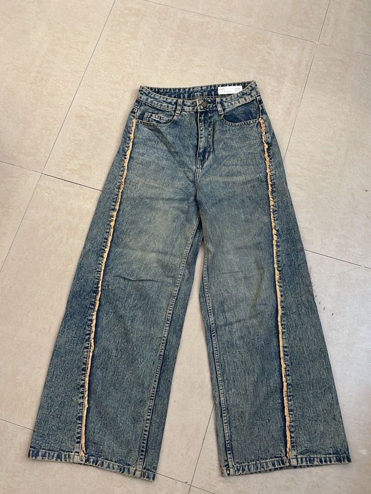 Wide Leg Distressed Blue Jeans