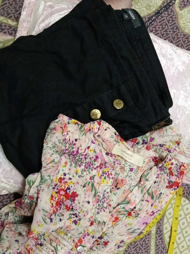 COMBO stylish Black Jeans and Floral Top