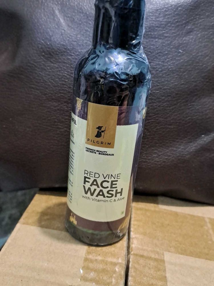 Pilgrim Red Vine Face Wash